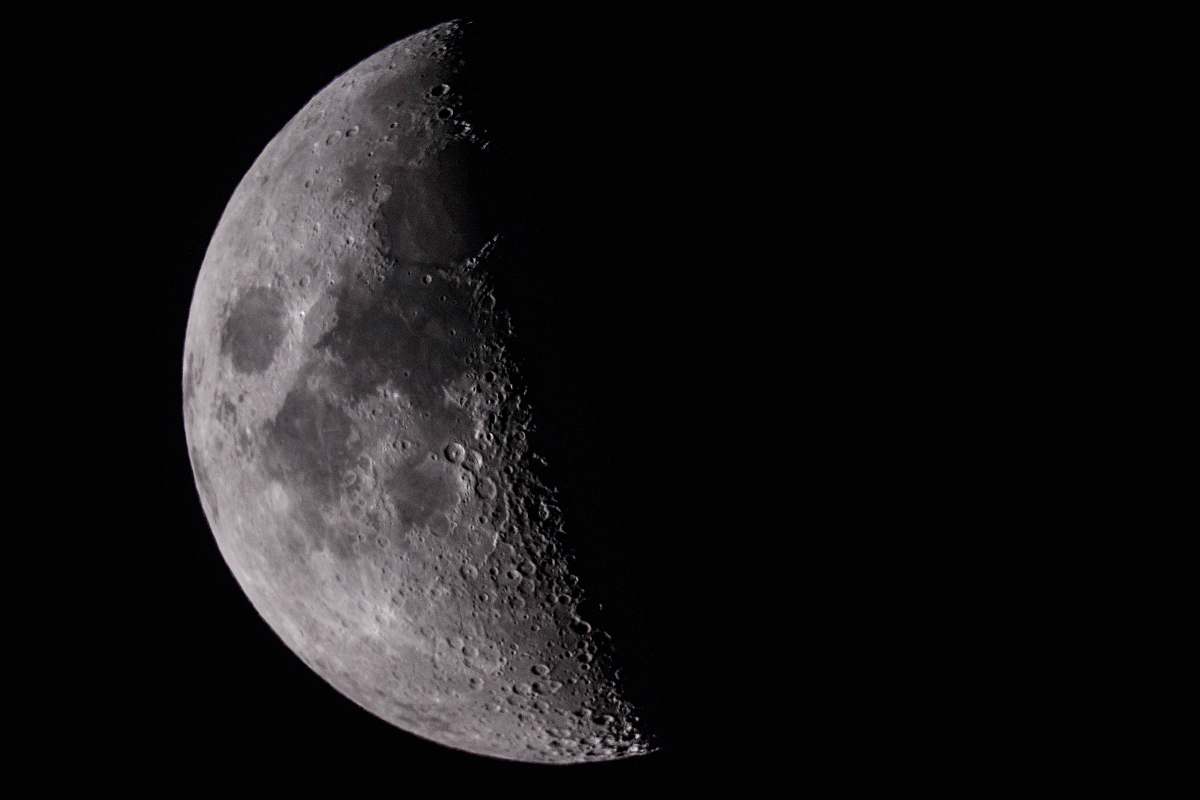 moon half moon night