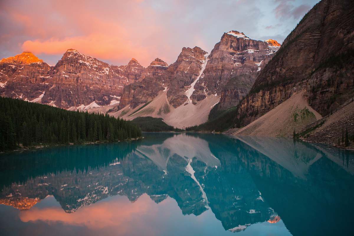 wallpaper mountain reflection on body of water nature