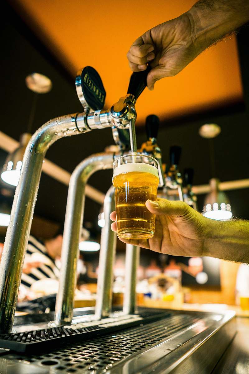 beer clear drinking glass alcohol
