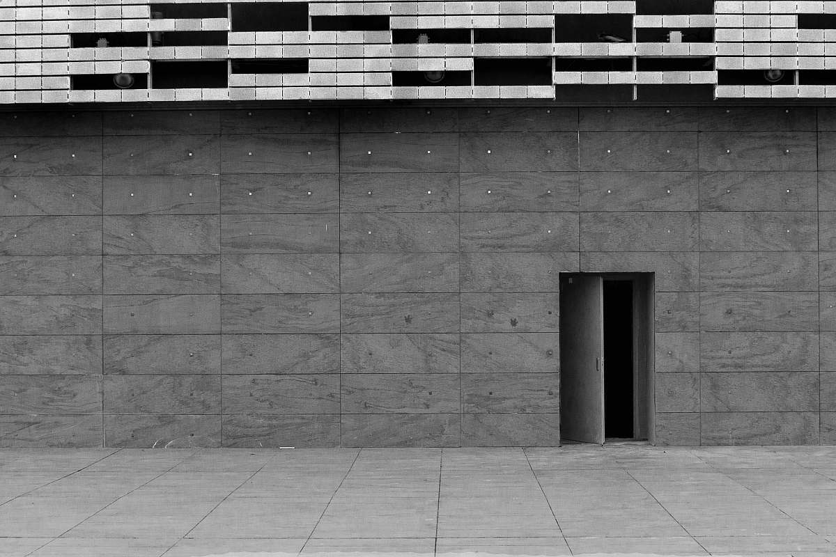 door  concrete