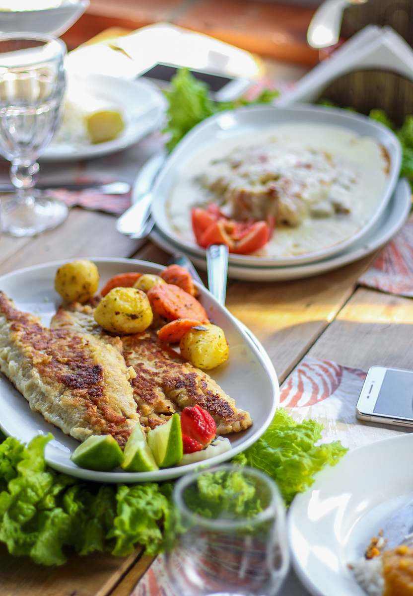 food fried food on white ceramic plate bowl