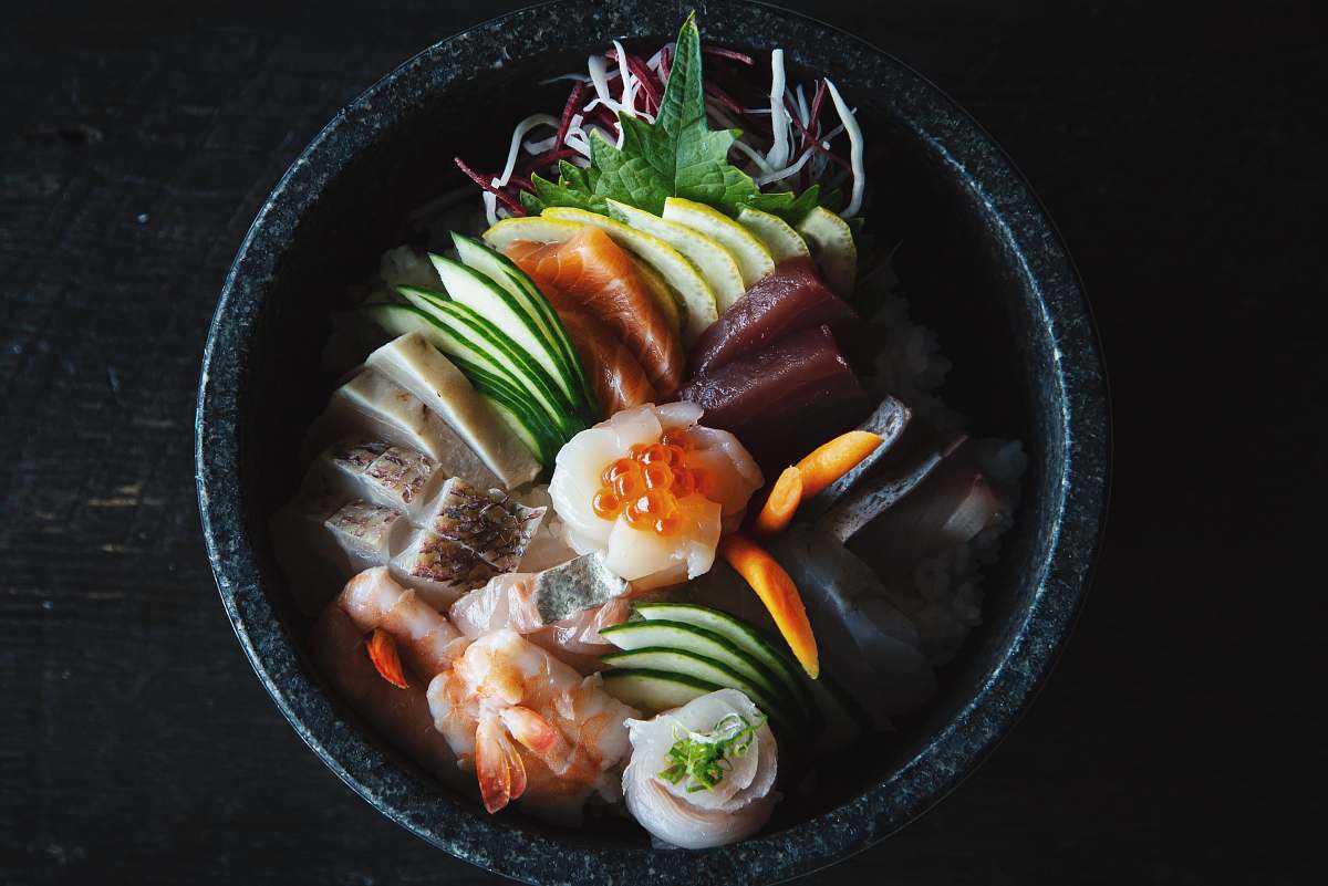 vegetable seafood dish filled pot bowl