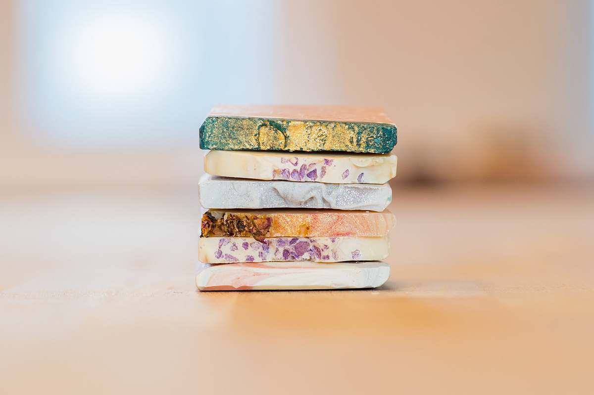 porcelain assorted-color wooden boards pottery
