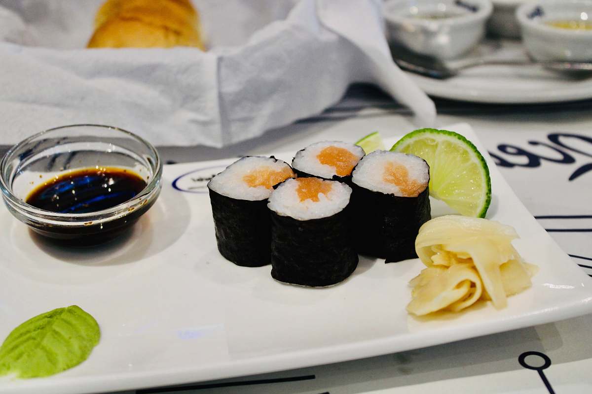 sushi round clear glass bowl suhsi