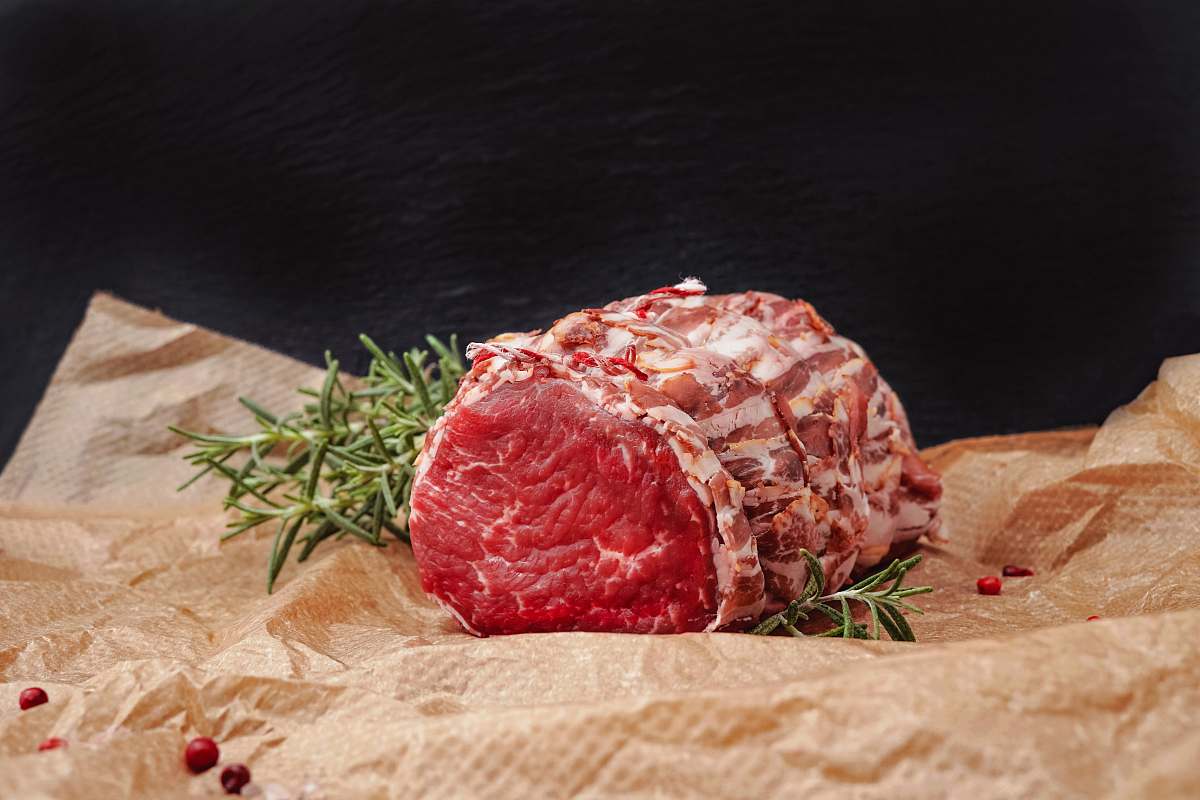 steak raw meat pork