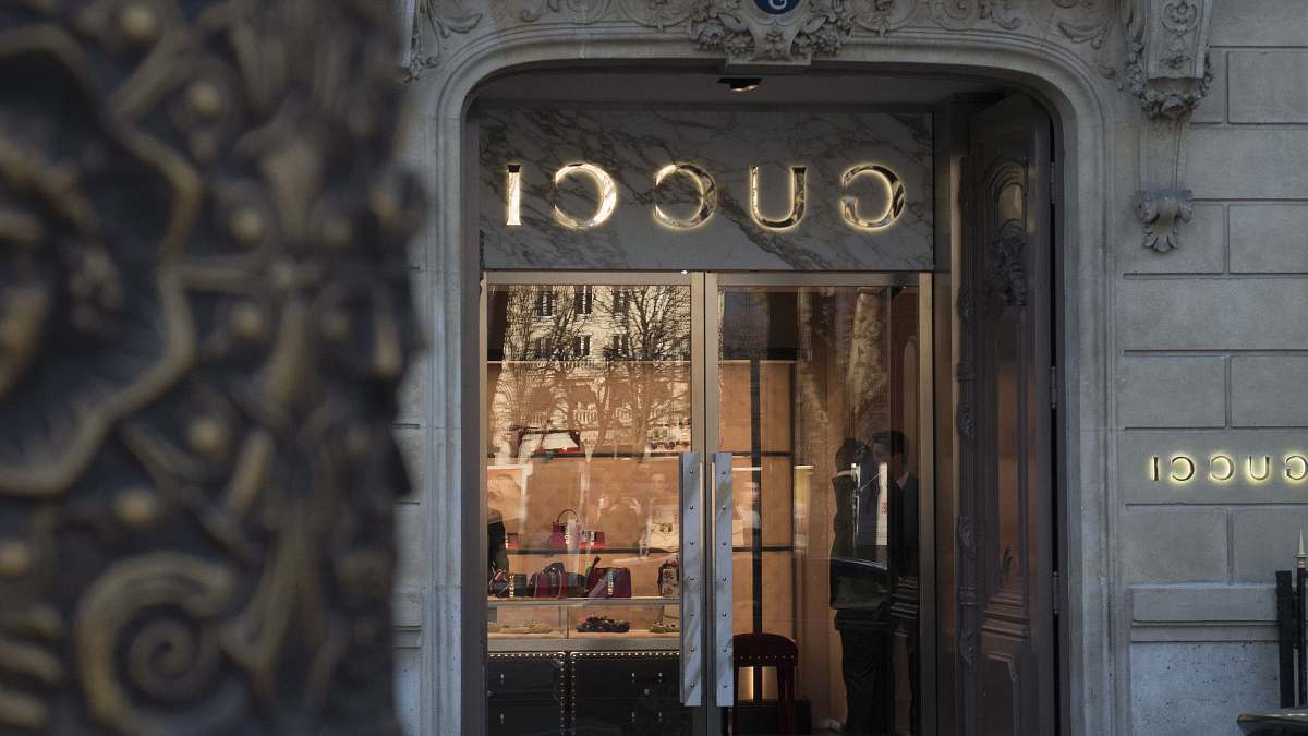 france Gucci signage home decor