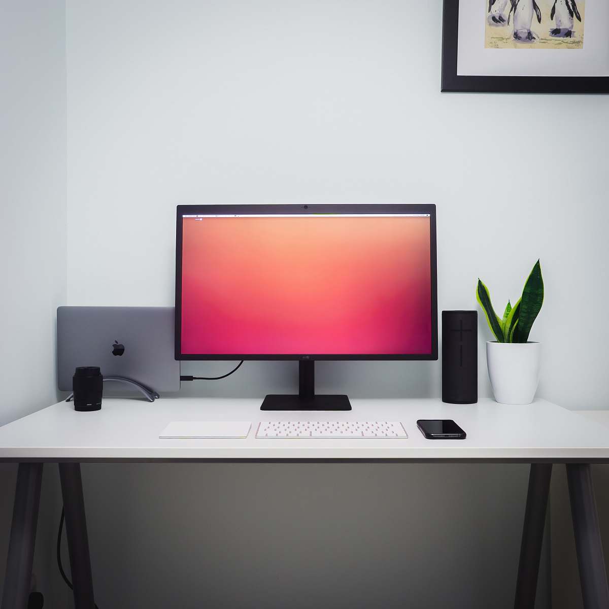 table flat screen monitor desk