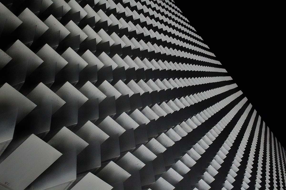 building  black-and-white