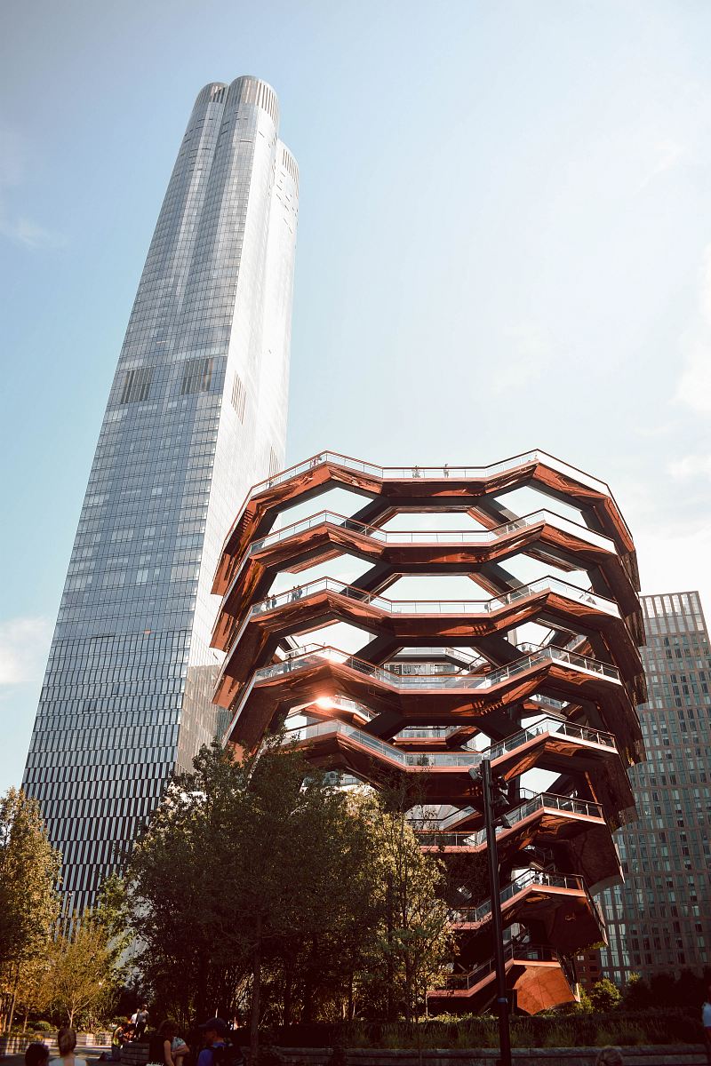 brown concrete building