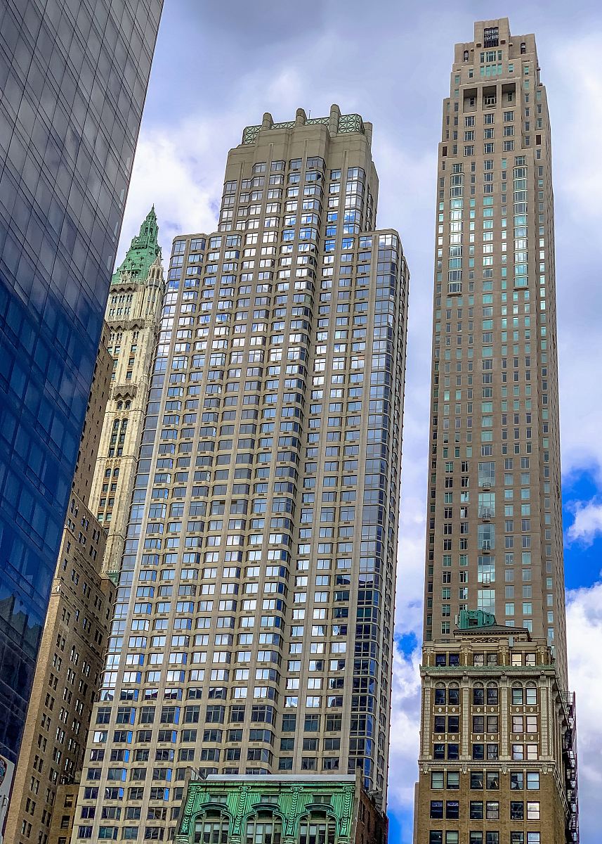 brown high-rise building