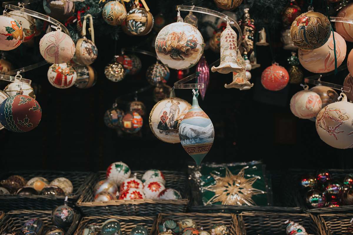 holiday assorted bauble lot vienna