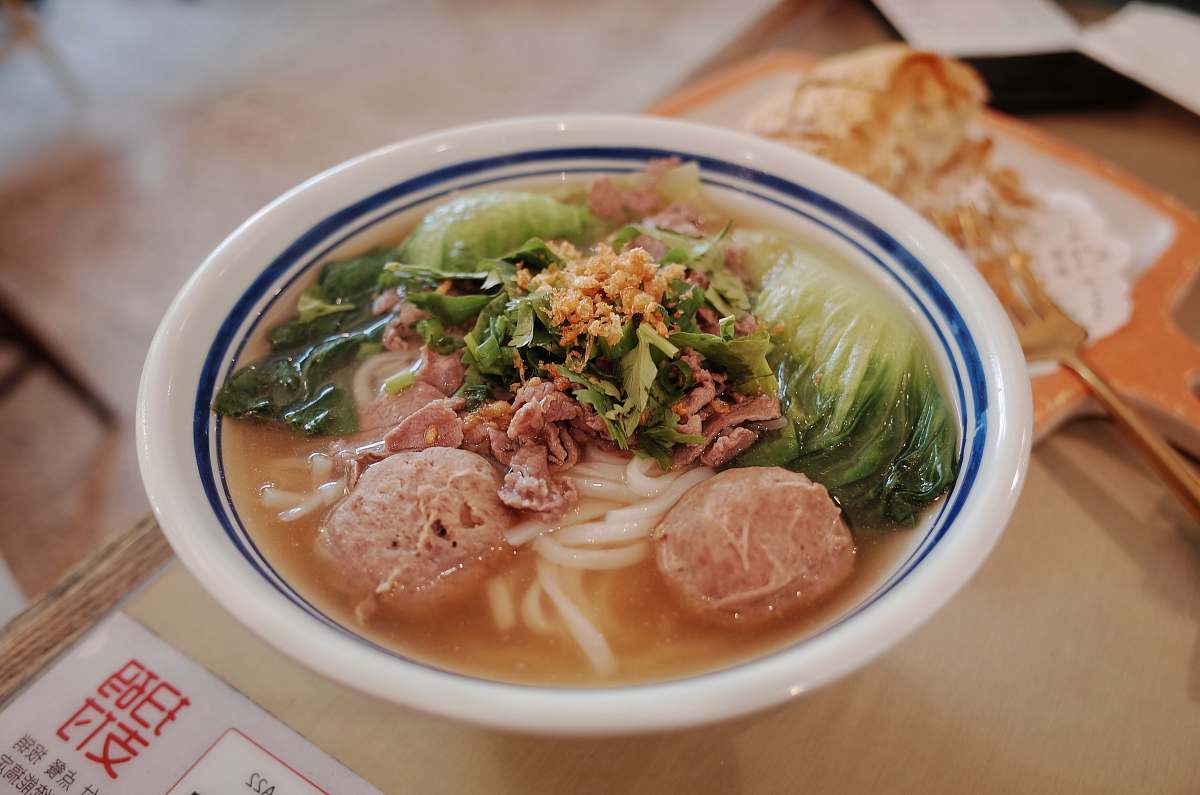 noodle bowl of ramen pasta