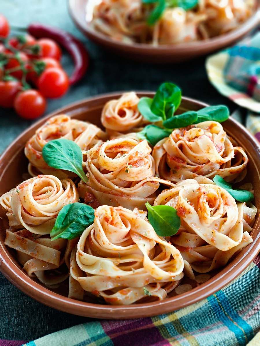 plate rolled pasta pasta