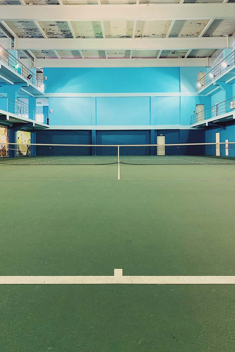sports wmpty sports ha;; tennis court