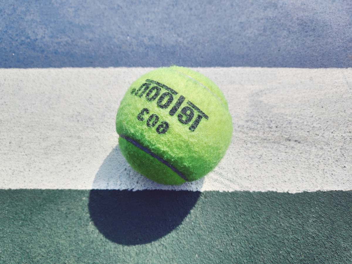 tennis green Teloon tennis ball ball