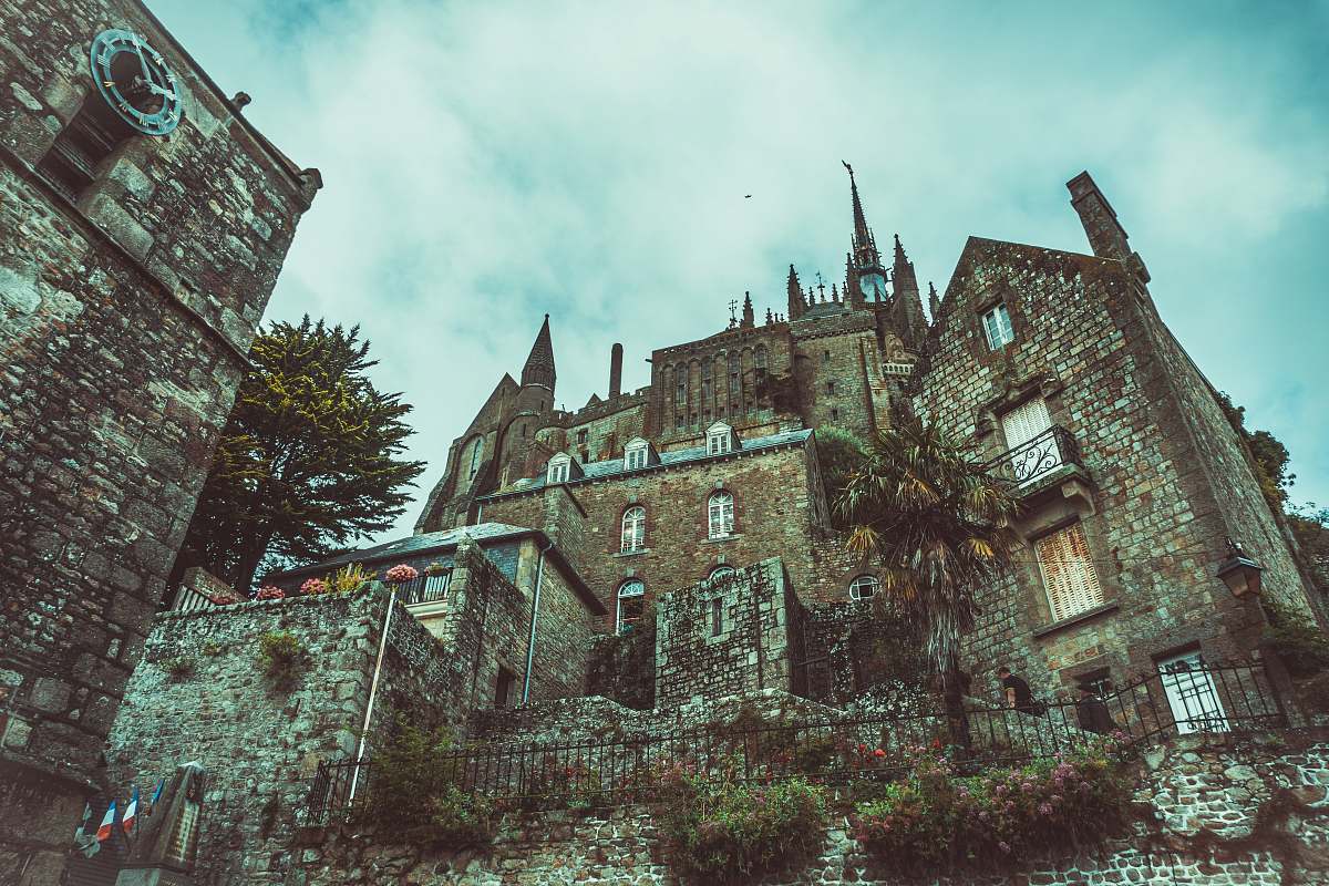 architecture worm's eye view of brown castle castle