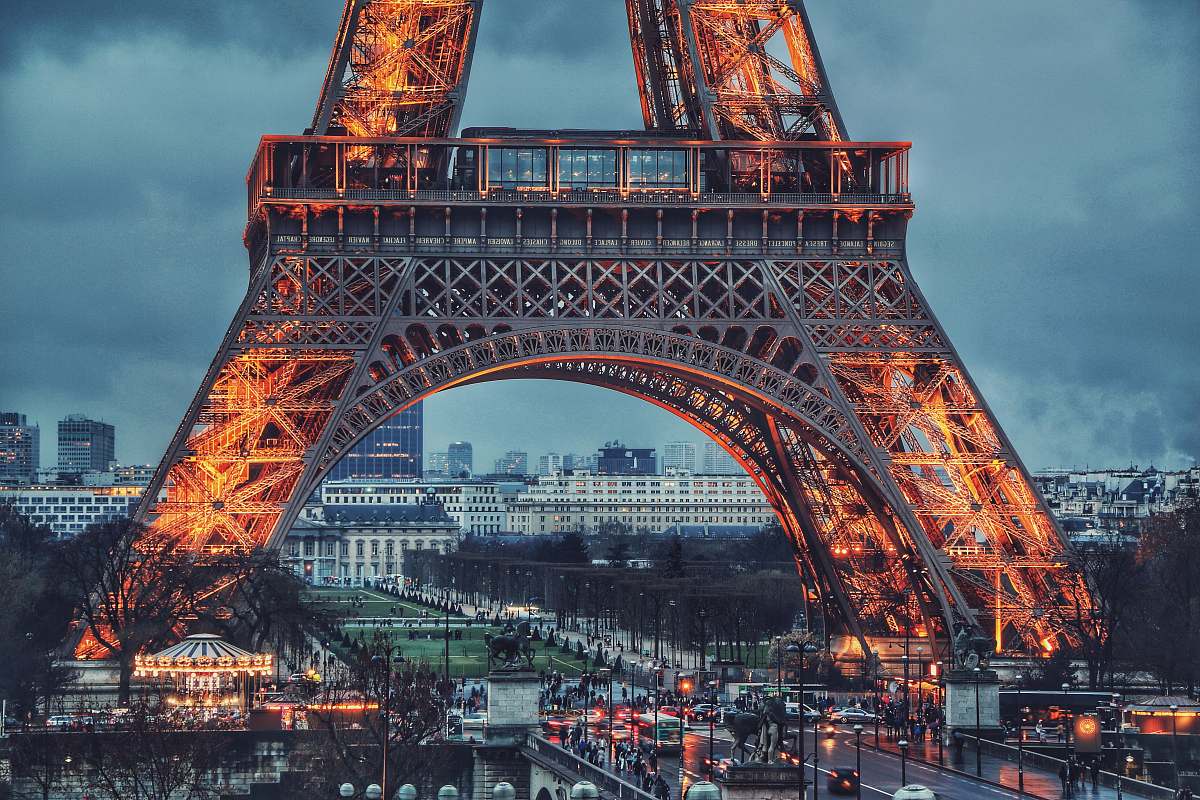 france Eiffel tower during nighttime eiffel tower