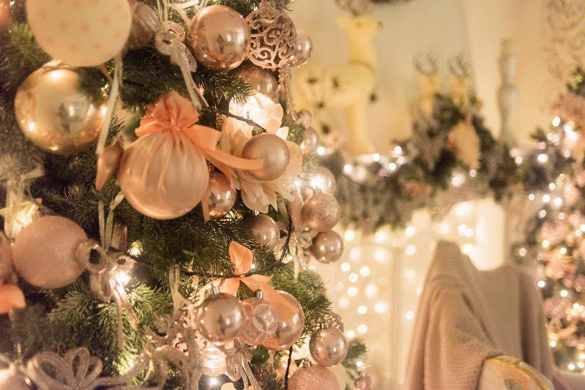 ornament gold and green Christmas tree tree