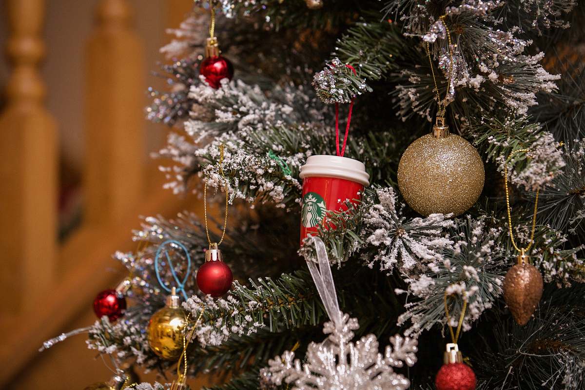 ornament shallow focus of Christmas tree london