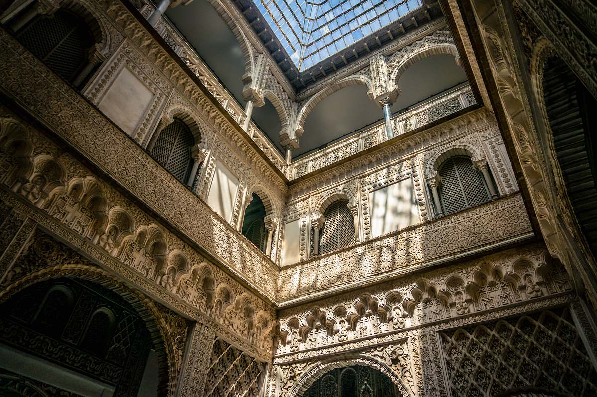 spain architectural photography of cathedral palace