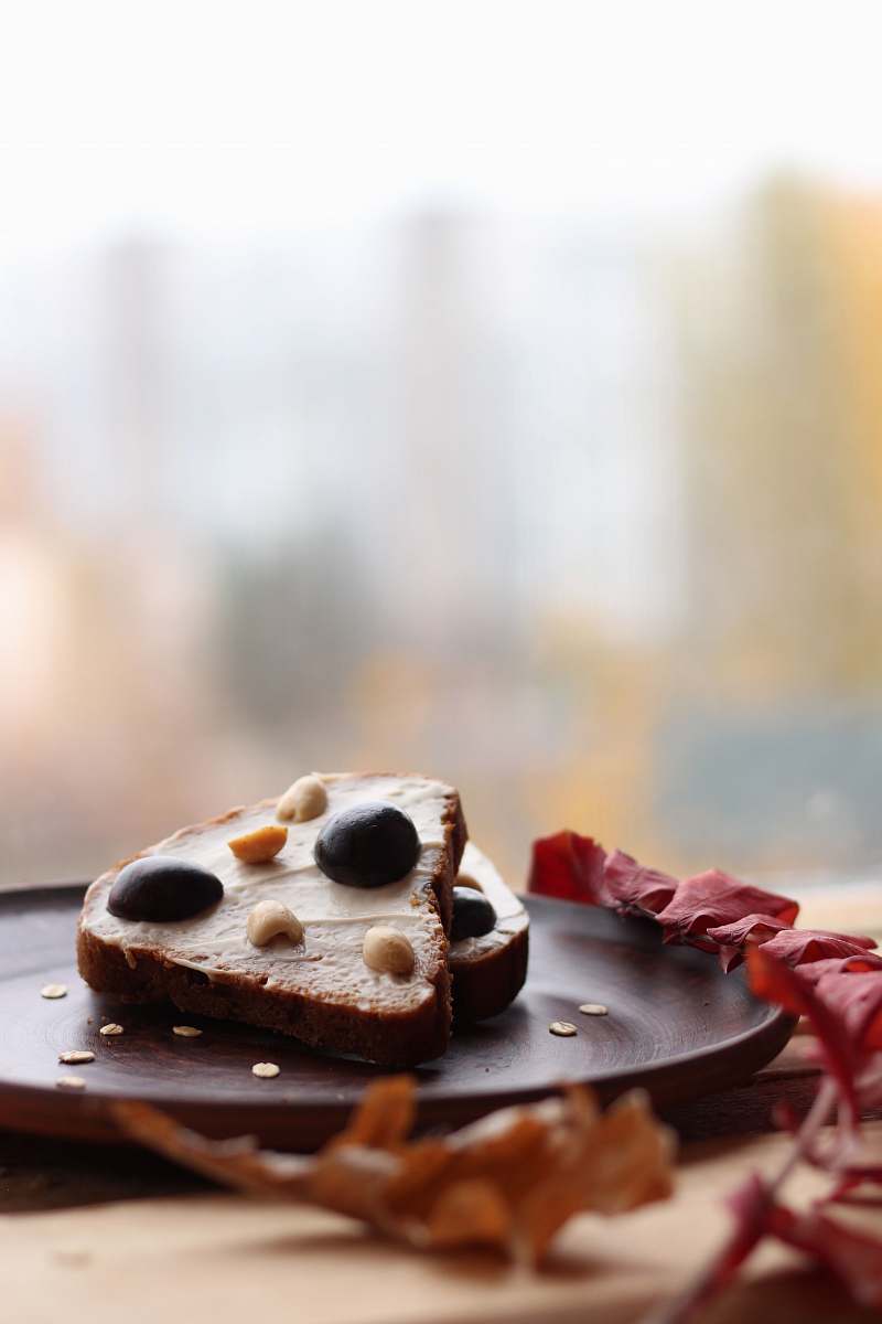 toast pastries with nuts on plate pancake