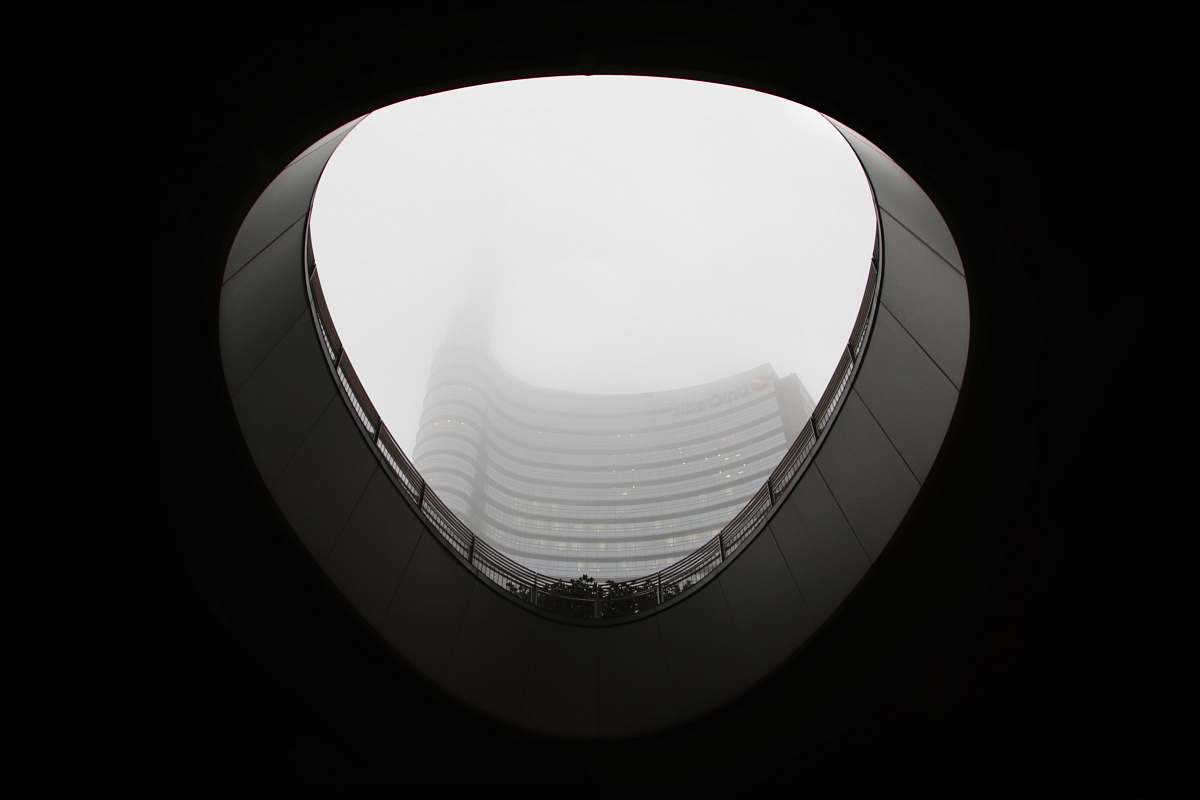 black-and-white low angle photography of building at daytime milan