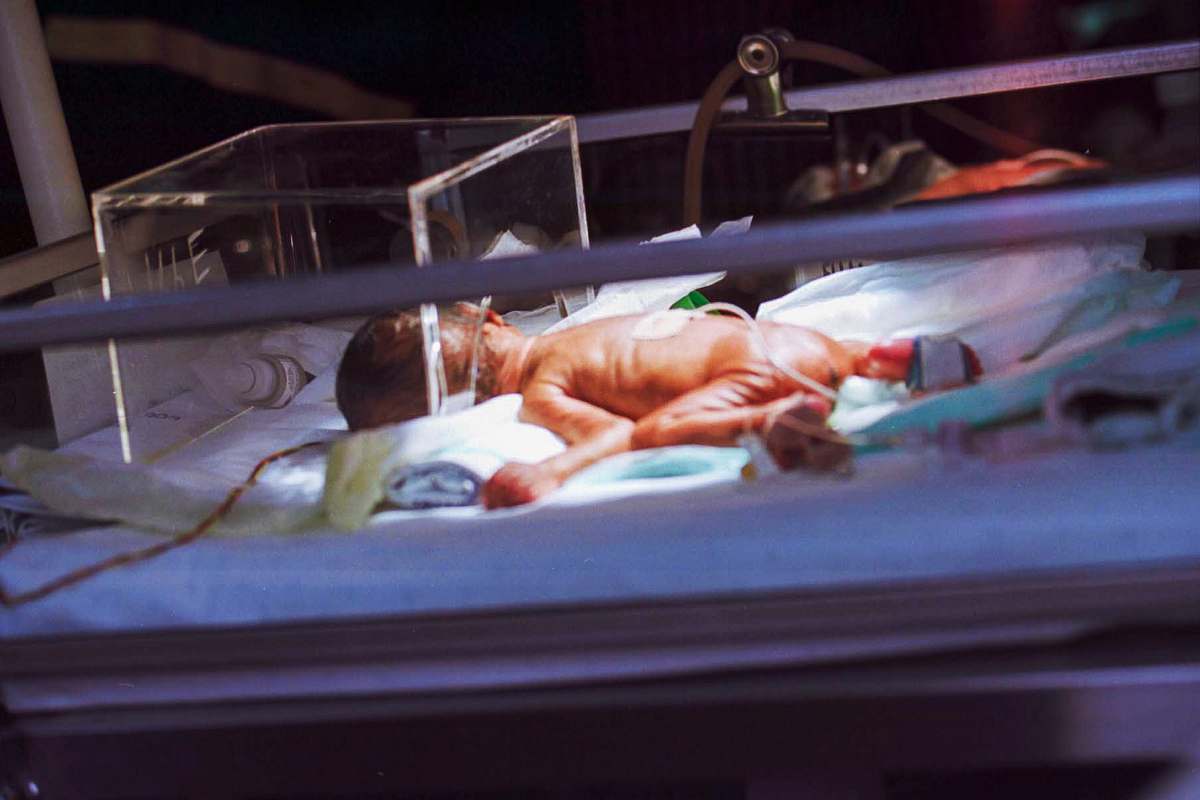 hospital baby on incubator medical