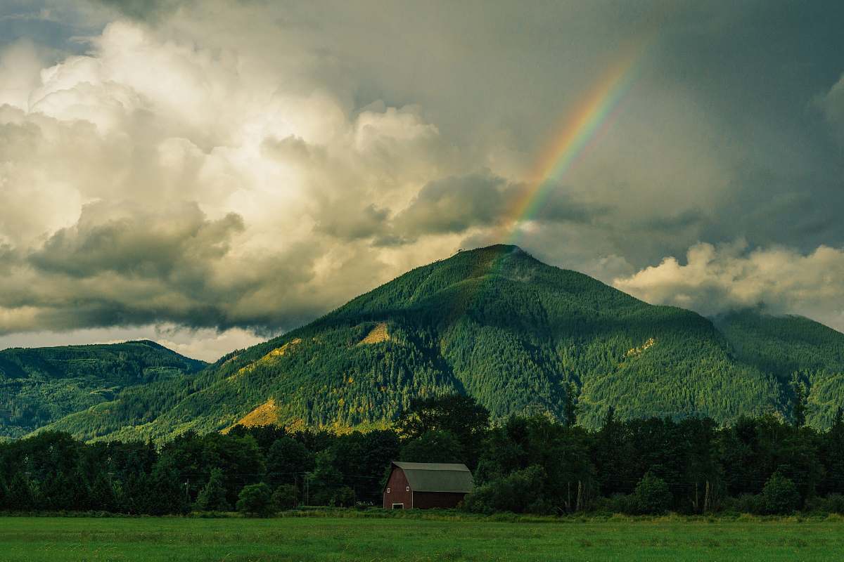 farm barn near mountain photo barn