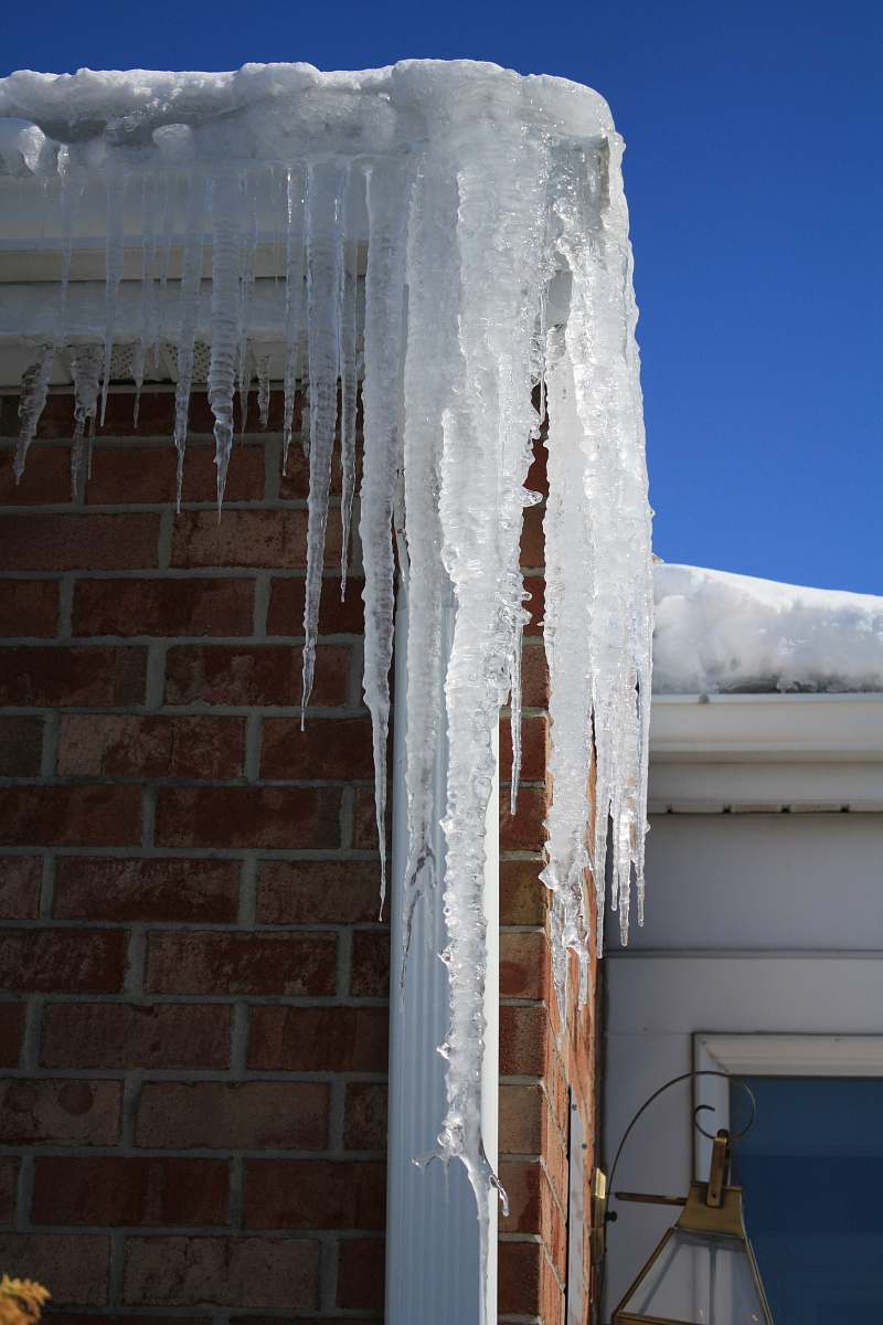 nature icicle on roof outdoors