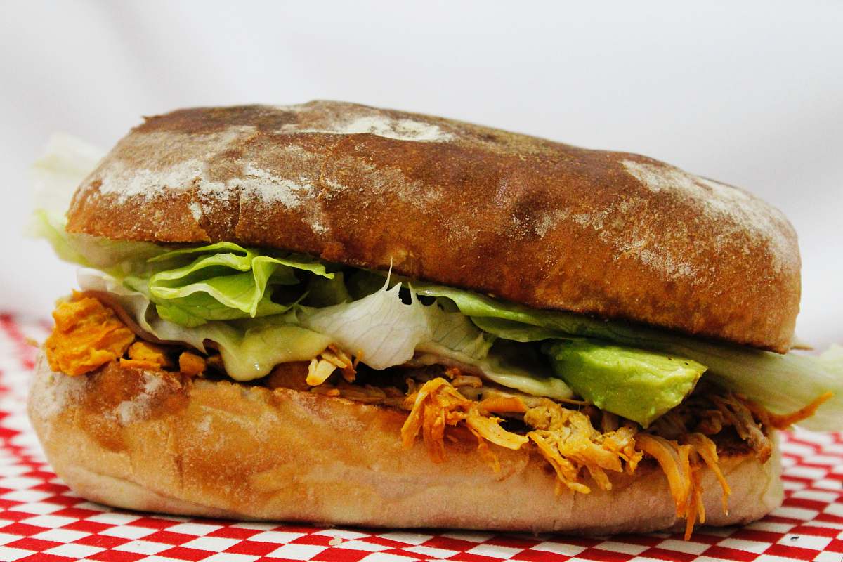 sandwich burger with vegetable burger