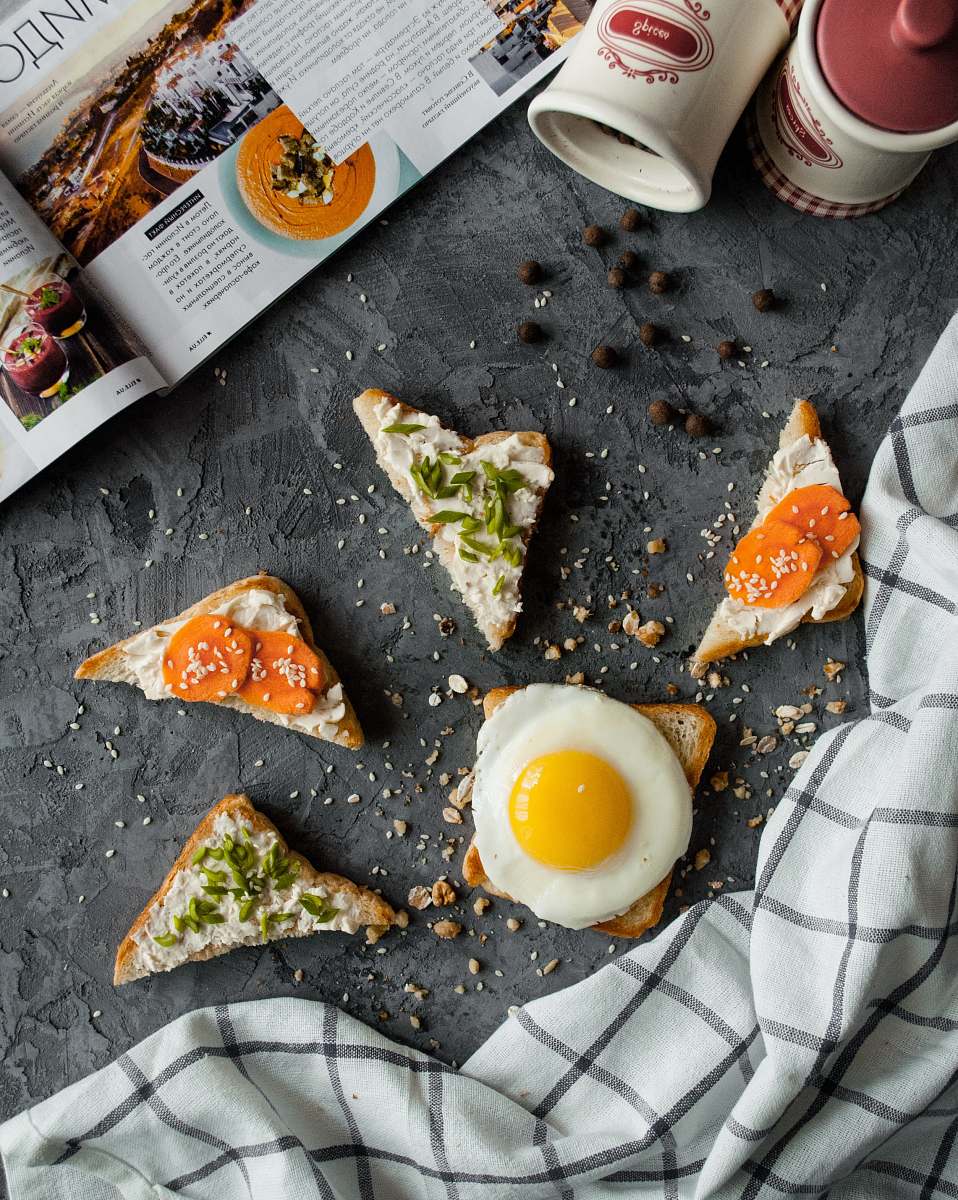 egg sunny side up egg shoe
