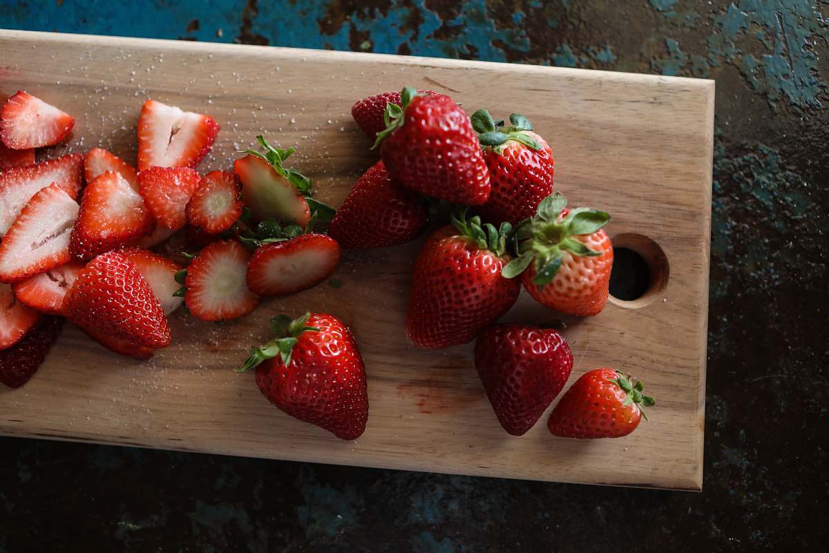 food strawberries on brown wooden tray plant