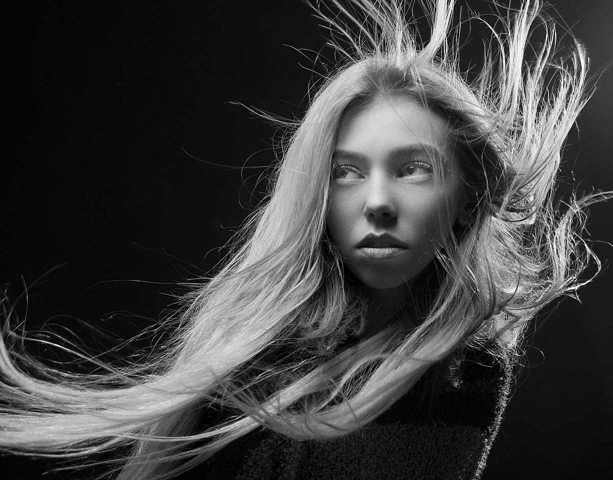 black-and-white grayscale photography of woman girl