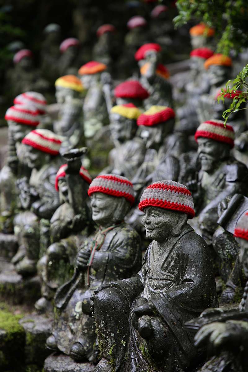 helmet people sculpture clothing