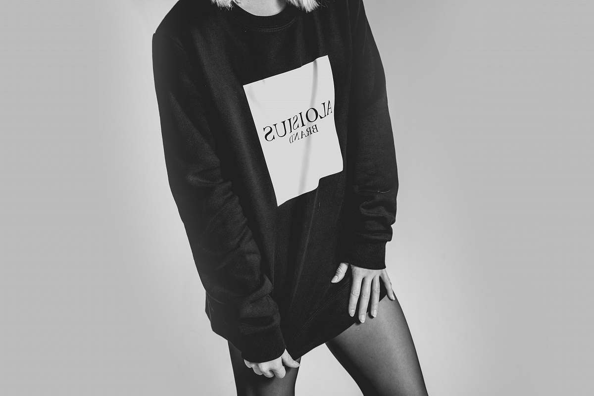 person grayscale woman in long-sleeved shirt black-and-white