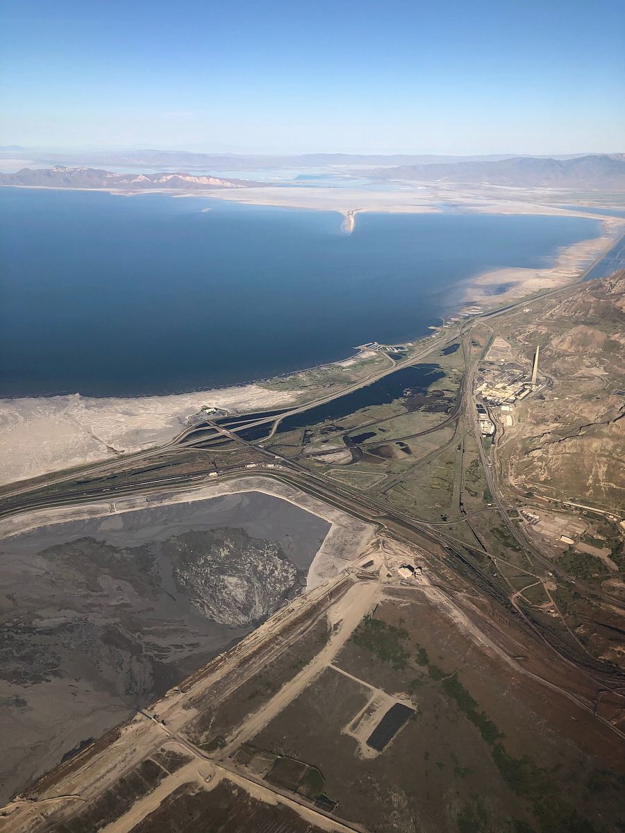 bird's eye view of a lake