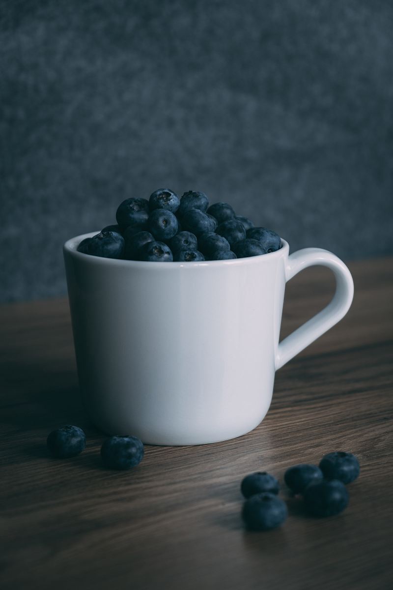 blueberries in cup