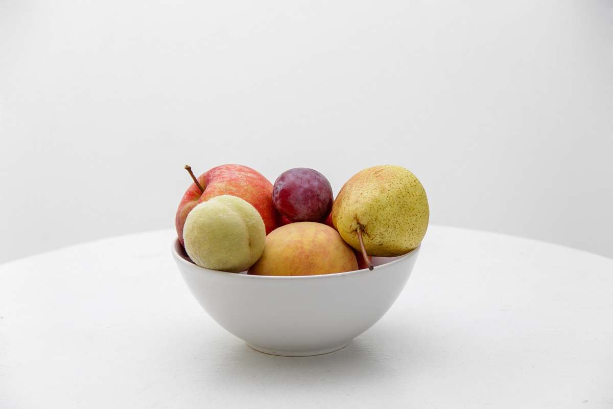fruit bowl of fruits pear
