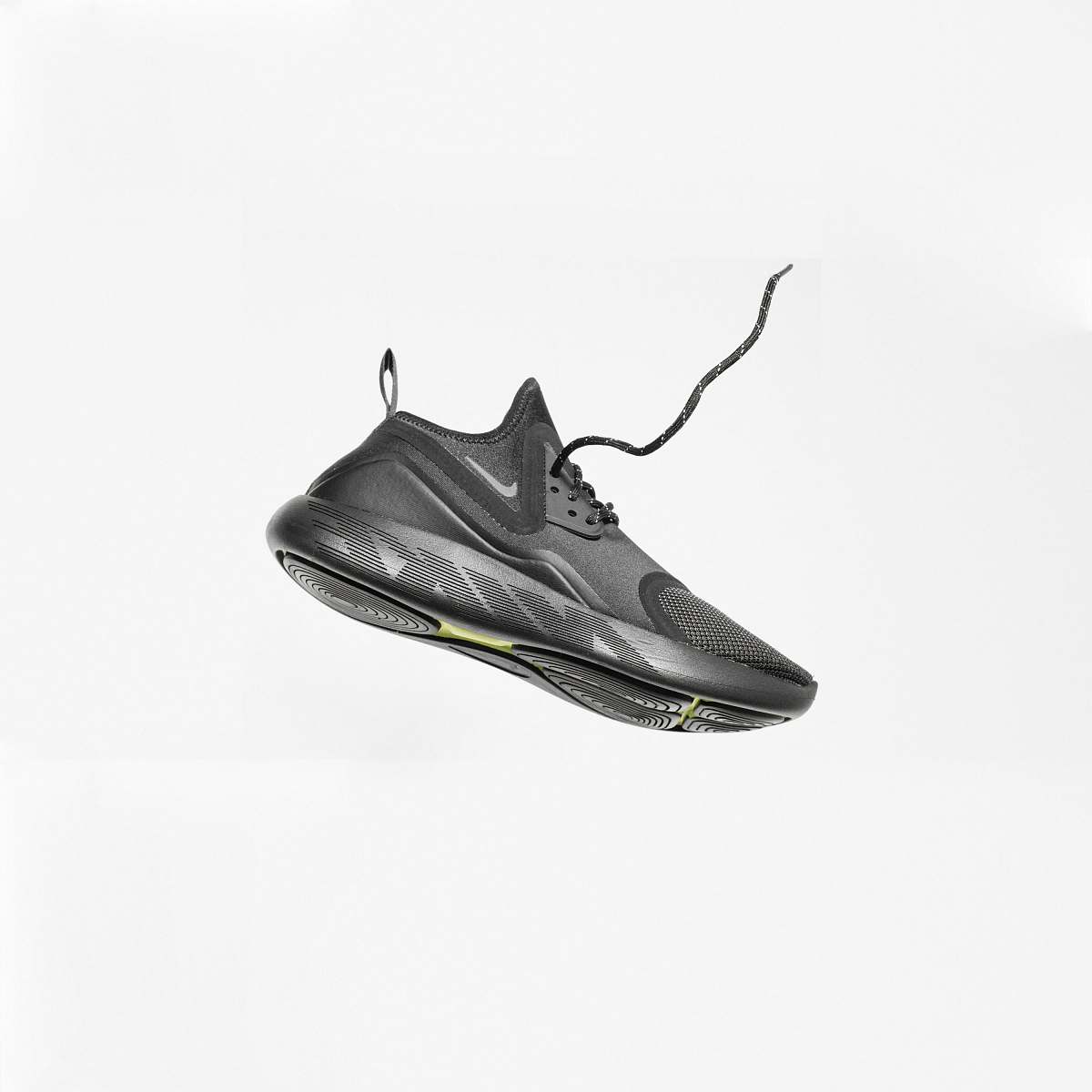 product unpaired gray Nike running shoe shoes
