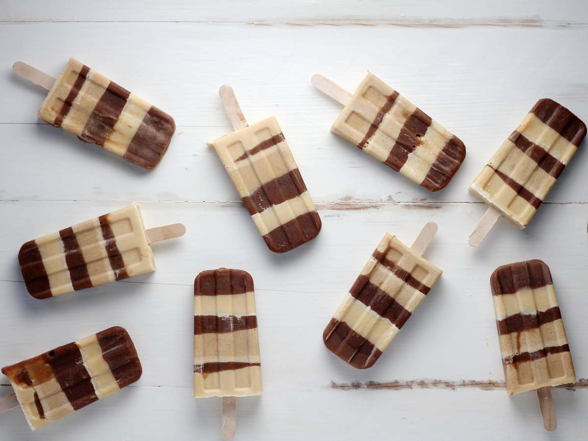 chocolate nine brown popsicles dessert