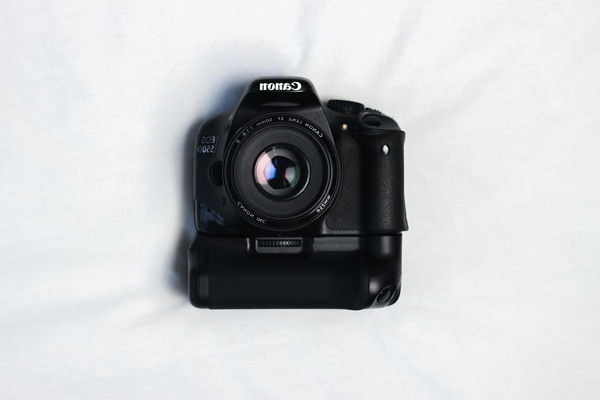 black Canon DSLR camera