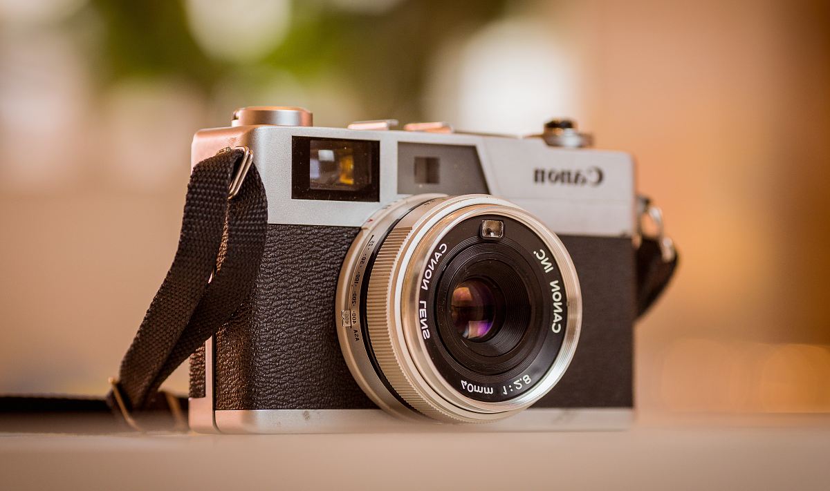 depth of field gray and black Canon film camera