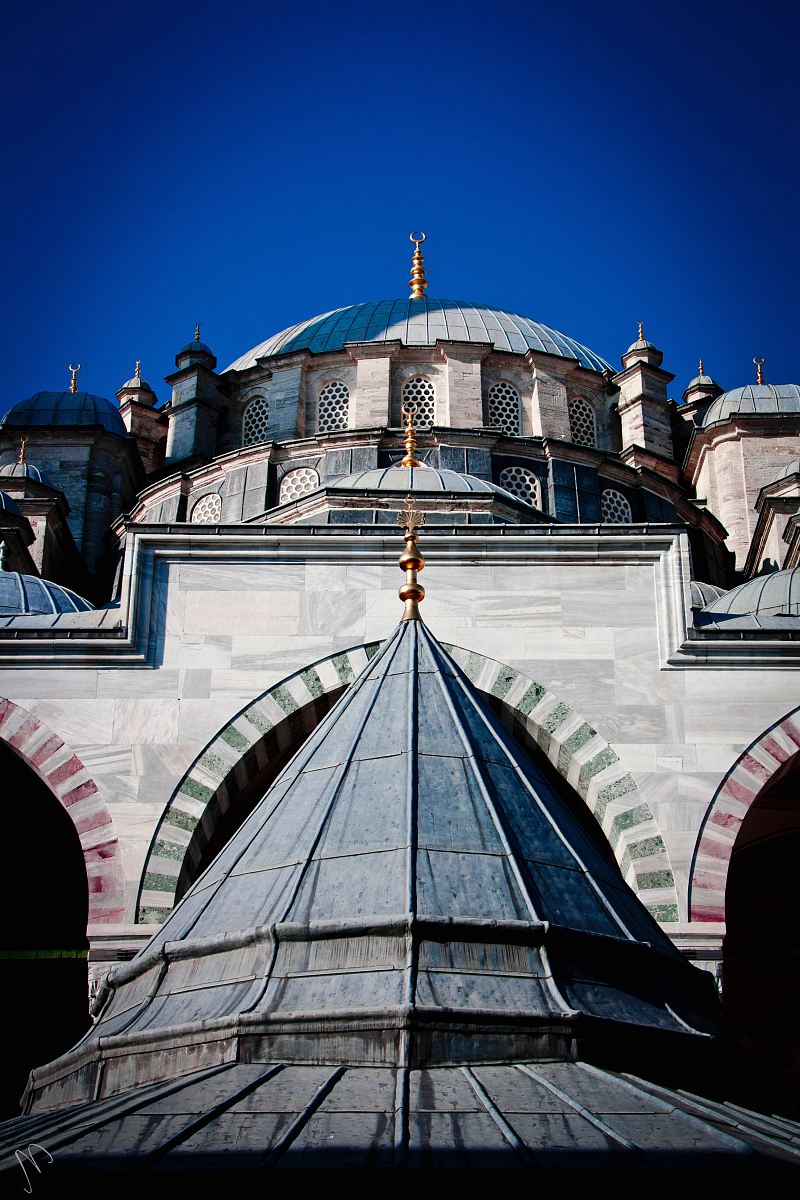 gray mosque
