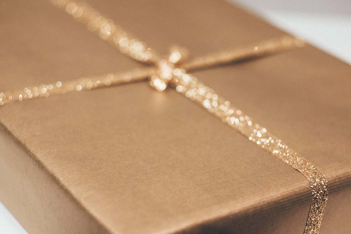 gift brown gift box gold