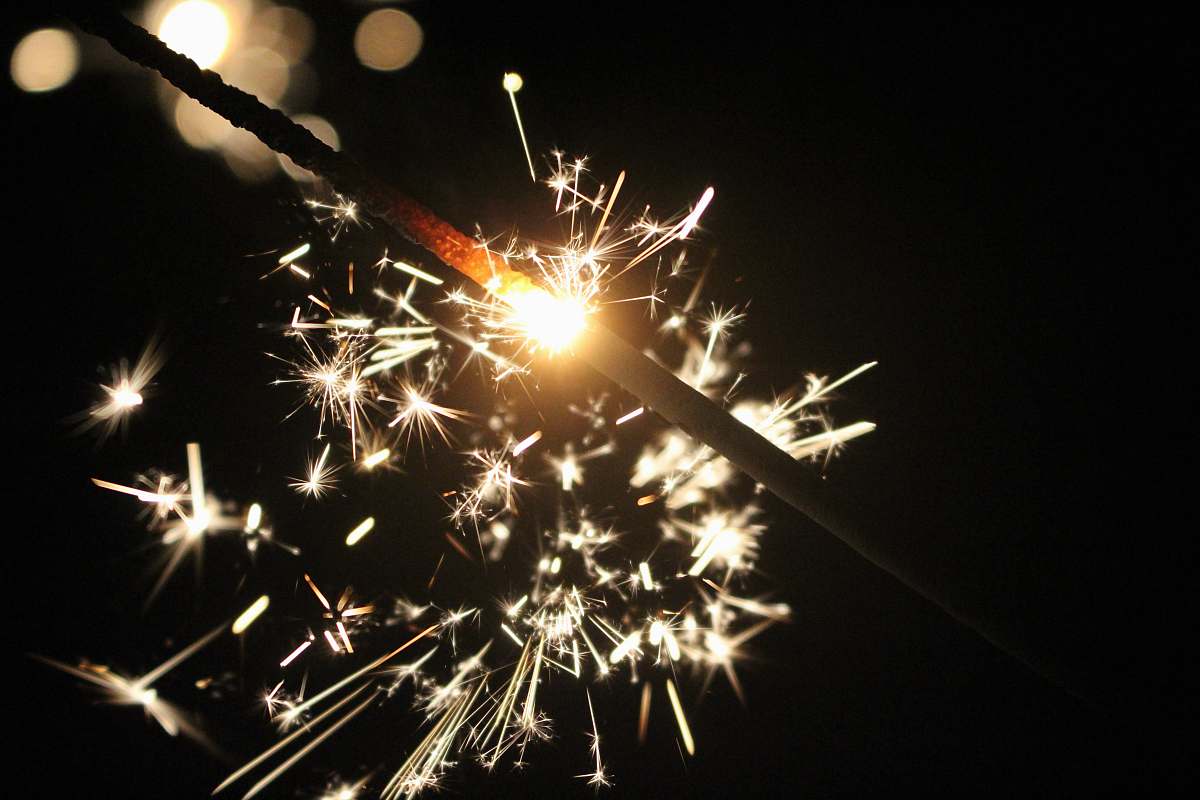 night closeup photography of sparkle outdoors