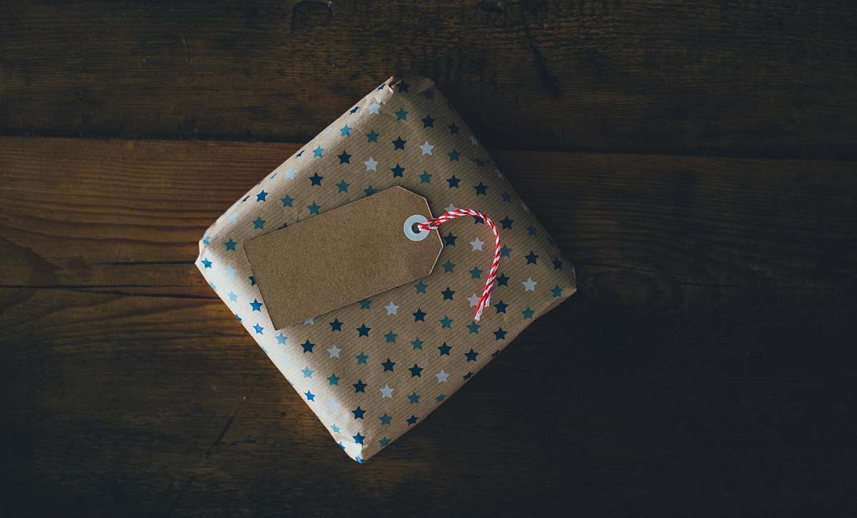 box square brown and green box present