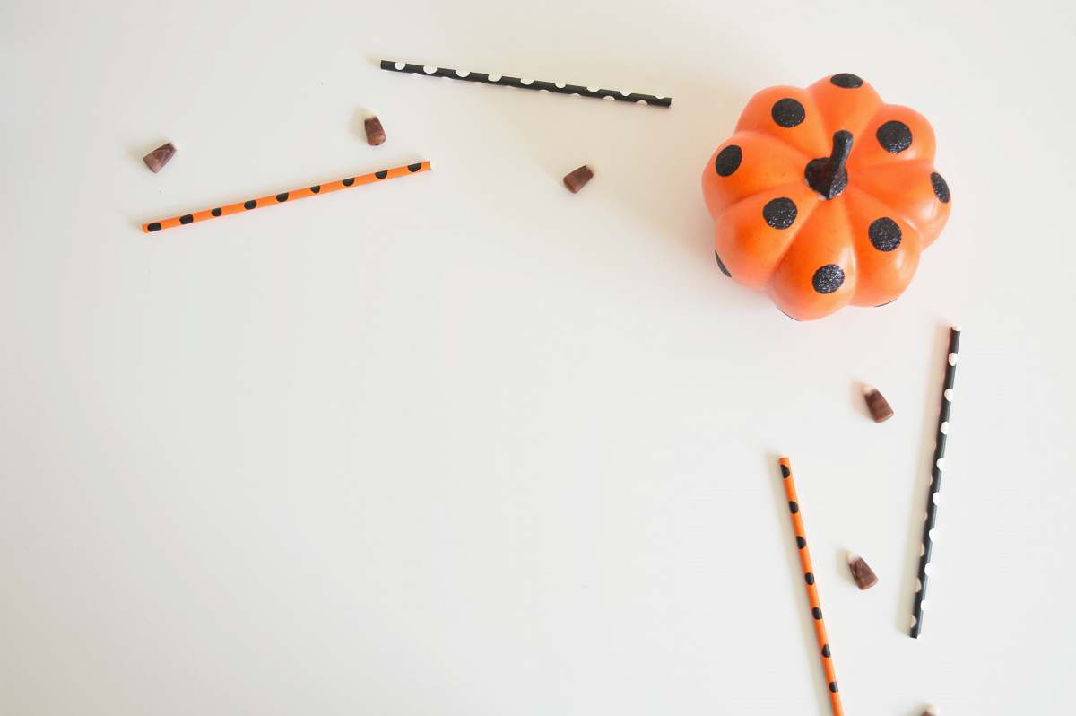 halloween orange and black pumpkin toy pencil