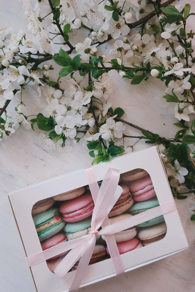 food French macarons in white box flower