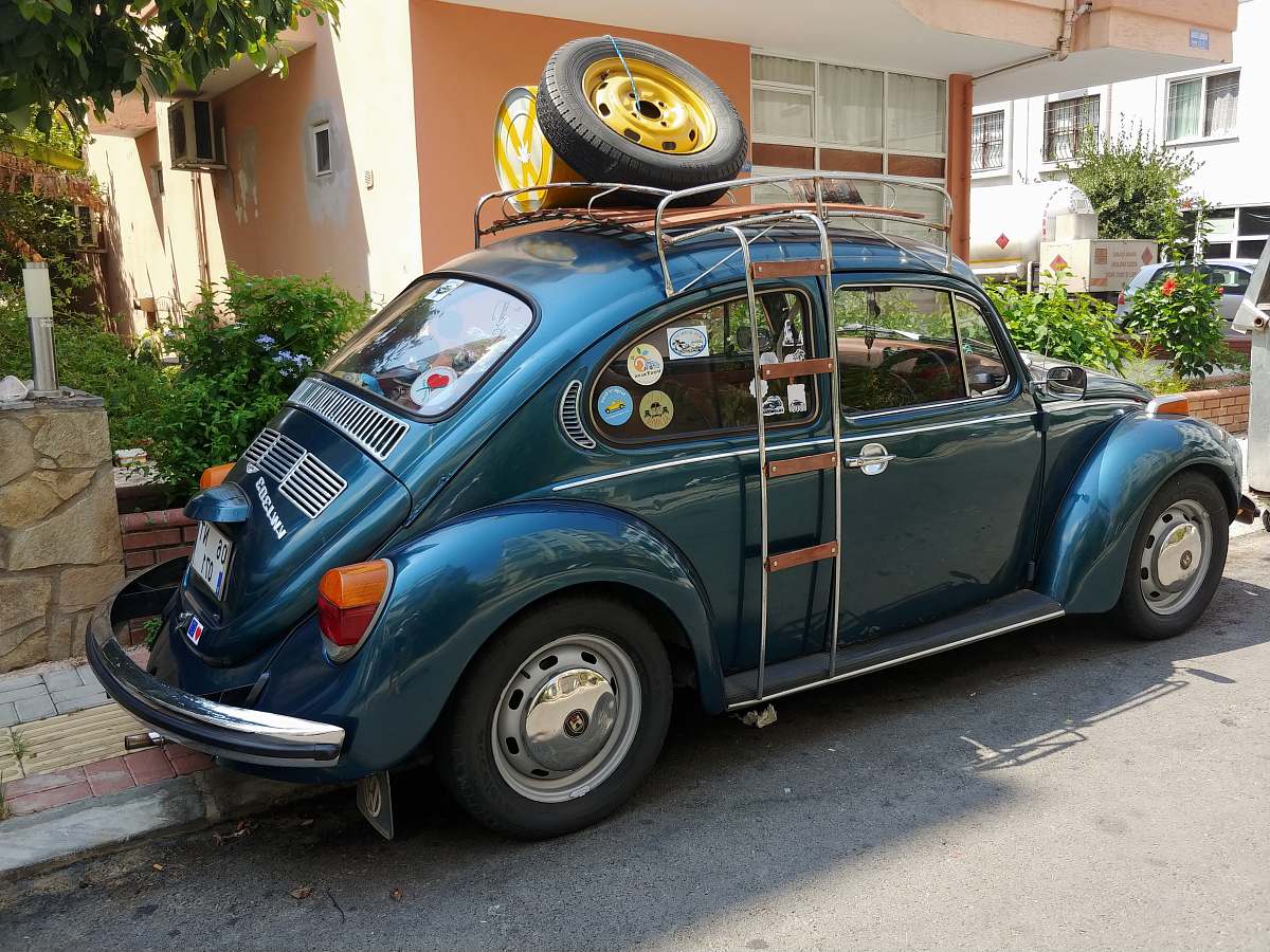 automobile blue Volkswagen Type 1 machine