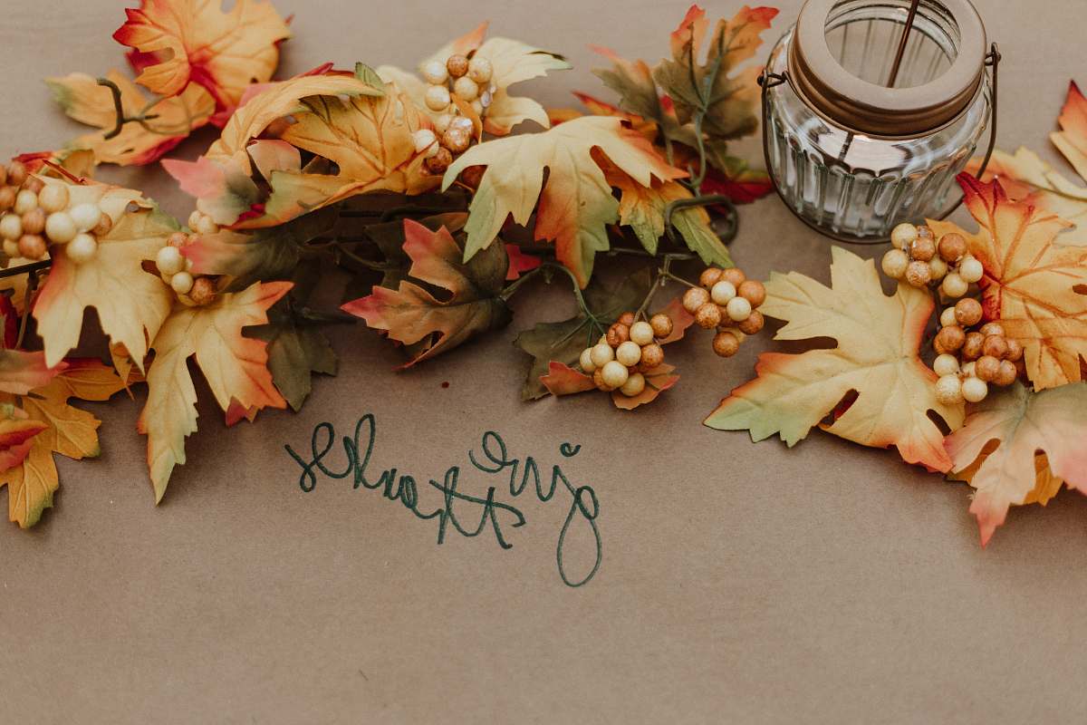 thanksgiving yellow flowers decor fall